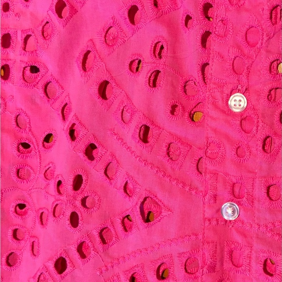 Reitman‘s fuchsia pink eyelet blouse with tie bottom, at waist. - Picture 9 of 10